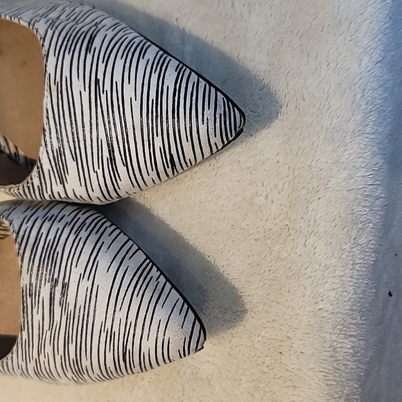 Just Fab platform Heels - Picture 4 of 5